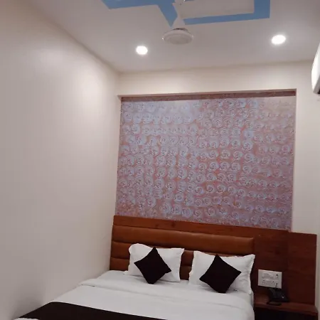 Hotel Raheja Residency-3
