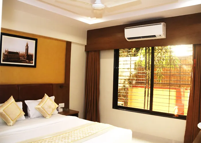 Hotel Crystal Luxury Inn- Bandra Mumbai